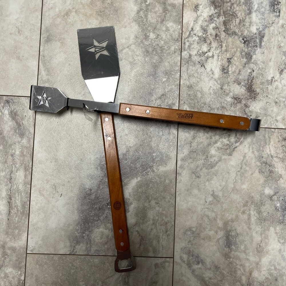 Vanderbilt Football NEW BBQ Grill Tool Set Wood & Metal 2-Piece Spatula & Tongs